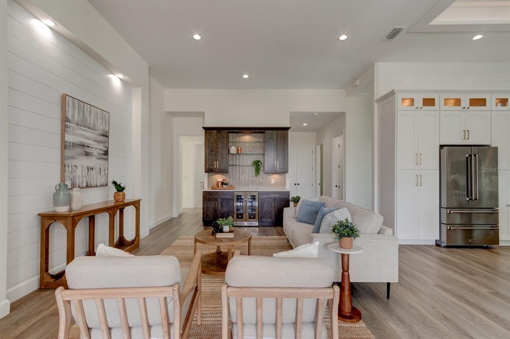En Venta: $1,306,000 (4 camas, 4 baños, 2527 Pies cuadrados)