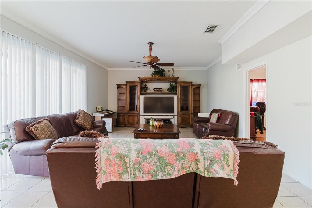 Active With Contract: $689,000 (5 beds, 3 baths, 3729 Square Feet)