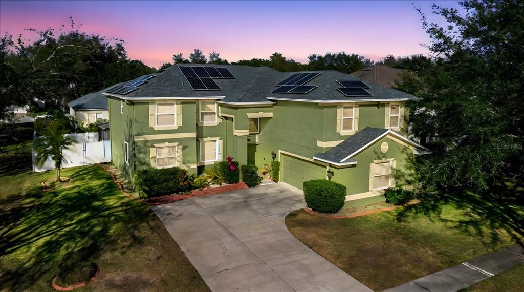 Active With Contract: $689,000 (5 beds, 3 baths, 3729 Square Feet)