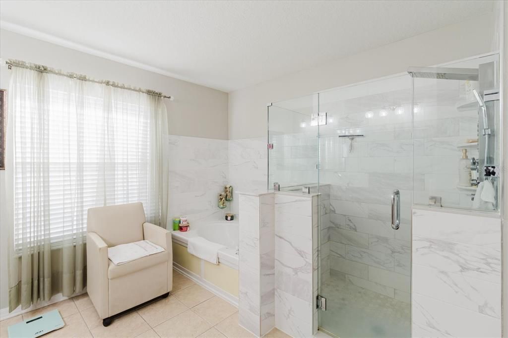 Active With Contract: $689,000 (5 beds, 3 baths, 3729 Square Feet)