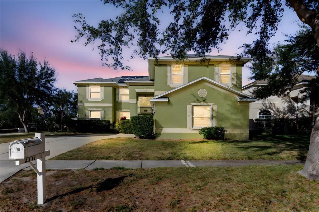 Active With Contract: $689,000 (5 beds, 3 baths, 3729 Square Feet)