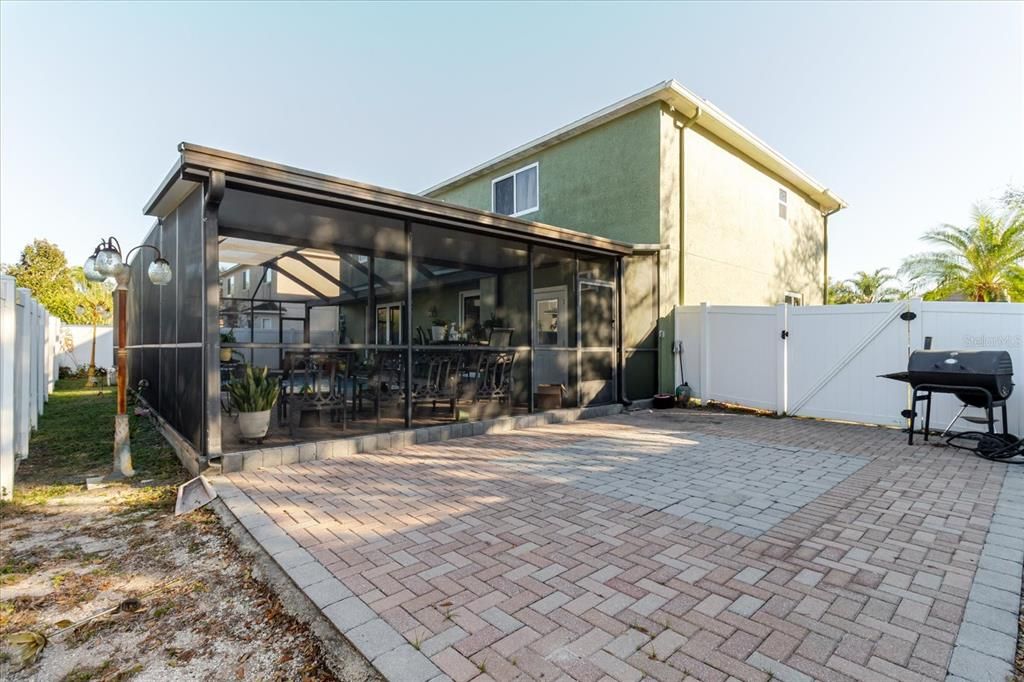 Active With Contract: $689,000 (5 beds, 3 baths, 3729 Square Feet)