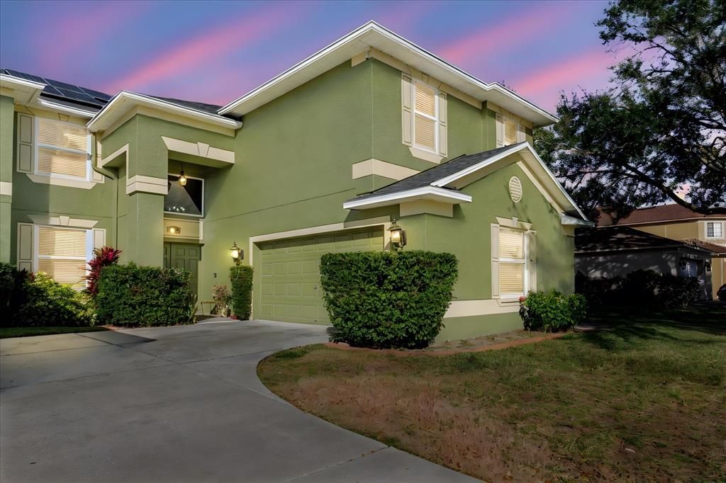 Active With Contract: $689,000 (5 beds, 3 baths, 3729 Square Feet)