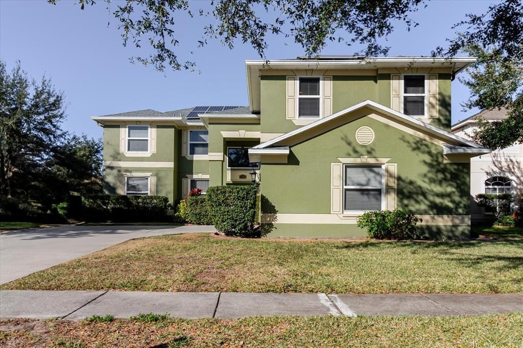 Active With Contract: $689,000 (5 beds, 3 baths, 3729 Square Feet)