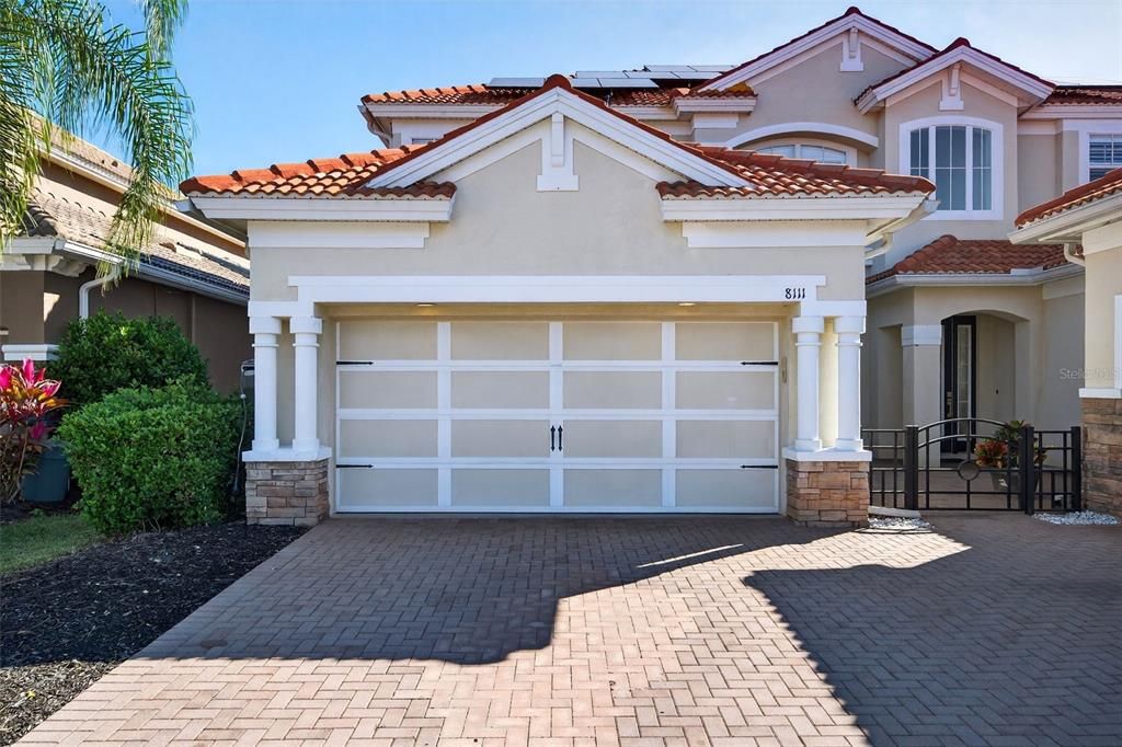 For Sale: $1,200,000 (5 beds, 3 baths, 3661 Square Feet)