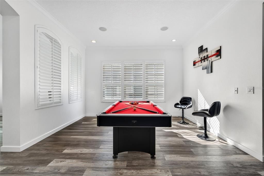 For Sale: $1,200,000 (5 beds, 3 baths, 3661 Square Feet)