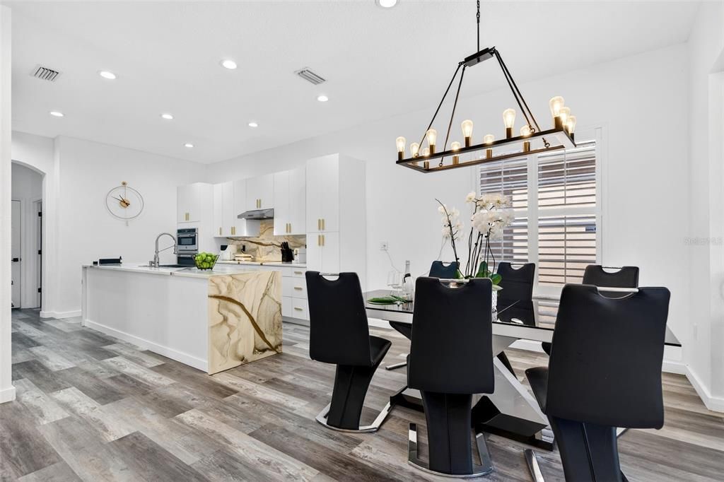 For Sale: $1,200,000 (5 beds, 3 baths, 3661 Square Feet)