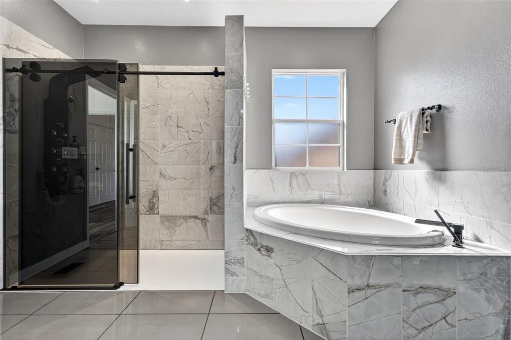 For Sale: $1,200,000 (5 beds, 3 baths, 3661 Square Feet)