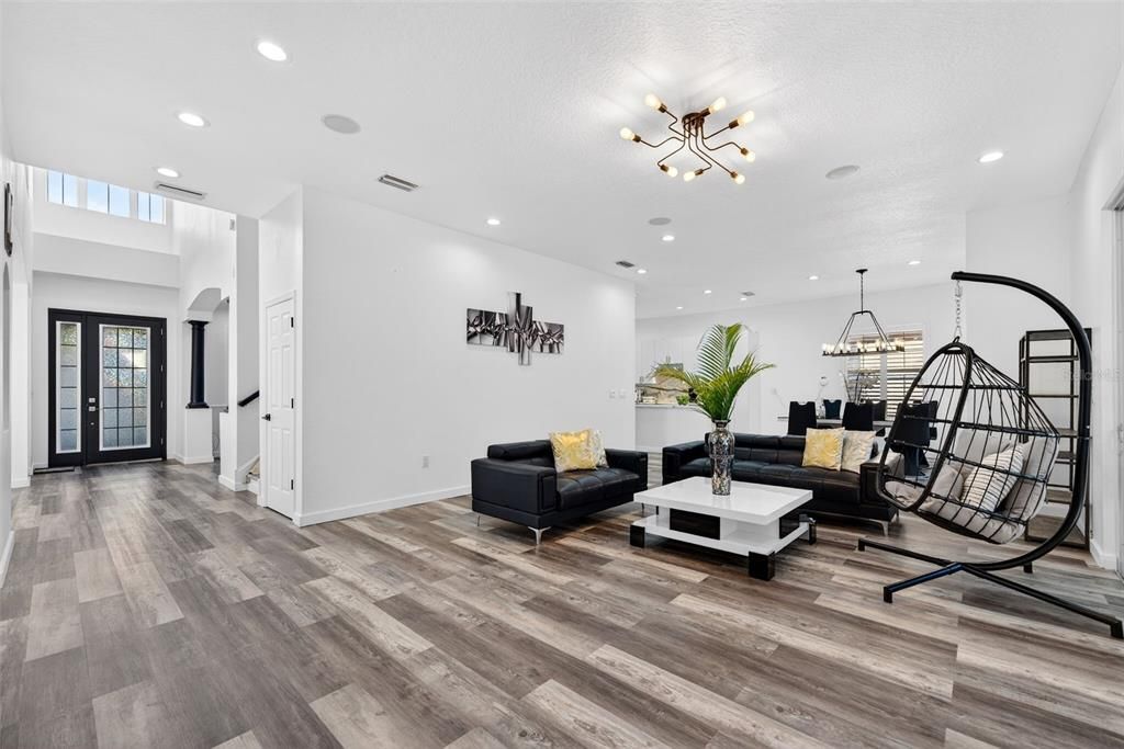For Sale: $1,200,000 (5 beds, 3 baths, 3661 Square Feet)