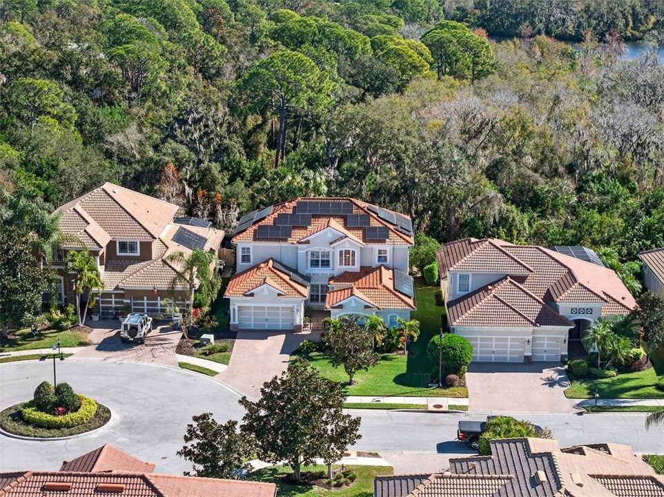 For Sale: $1,200,000 (5 beds, 3 baths, 3661 Square Feet)