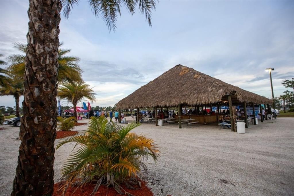 На продажу: $115,000 (0.09 acres)