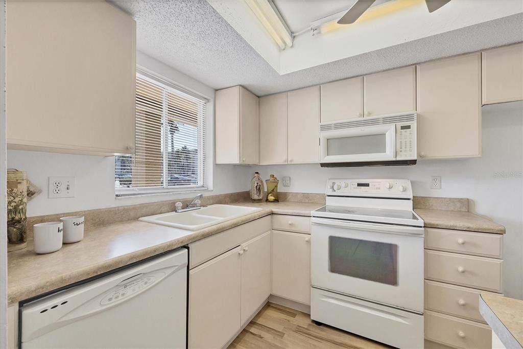 En Venta: $55,000 (2 camas, 1 baños, 960 Pies cuadrados)