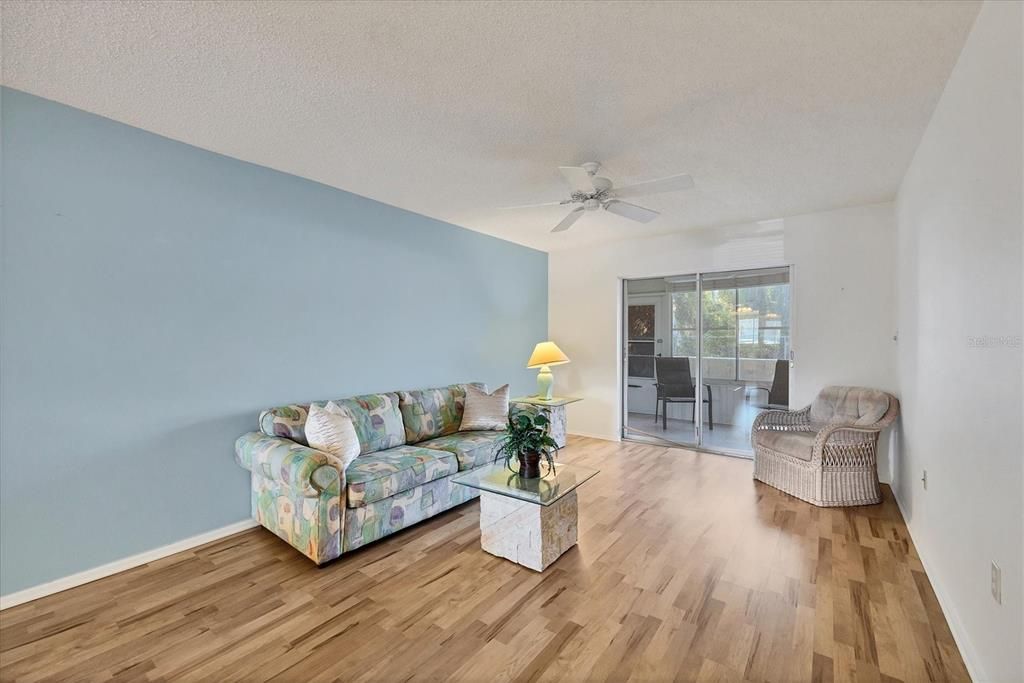 En Venta: $55,000 (2 camas, 1 baños, 960 Pies cuadrados)