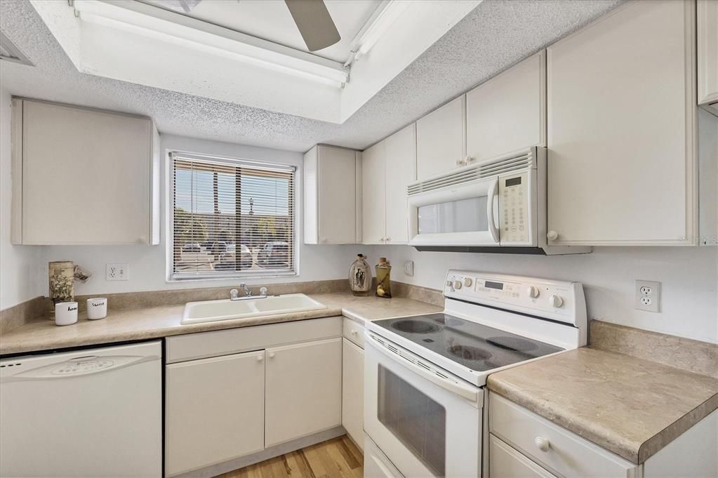 En Venta: $55,000 (2 camas, 1 baños, 960 Pies cuadrados)