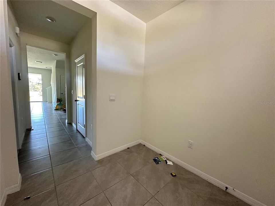 For Sale: $270,000 (3 beds, 2 baths, 1695 Square Feet)