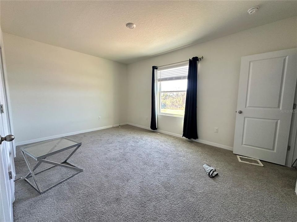 For Sale: $270,000 (3 beds, 2 baths, 1695 Square Feet)