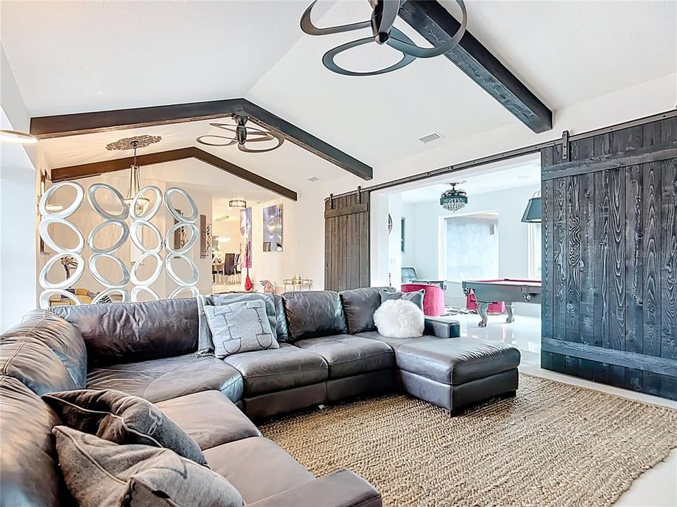 En Venta: $1,339,000 (4 camas, 3 baños, 2849 Pies cuadrados)