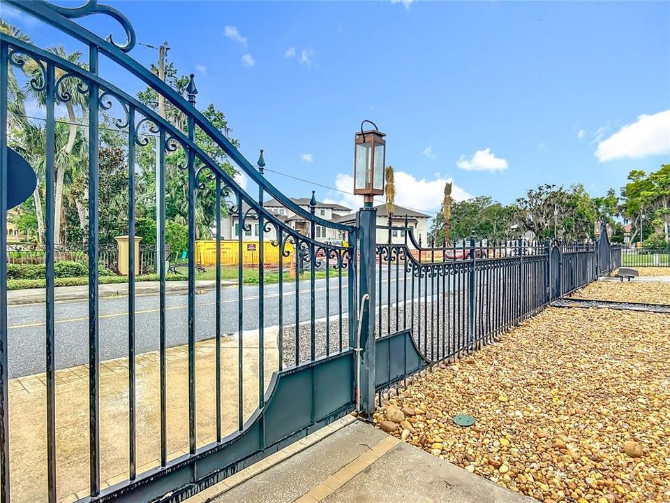 En Venta: $1,339,000 (4 camas, 3 baños, 2849 Pies cuadrados)