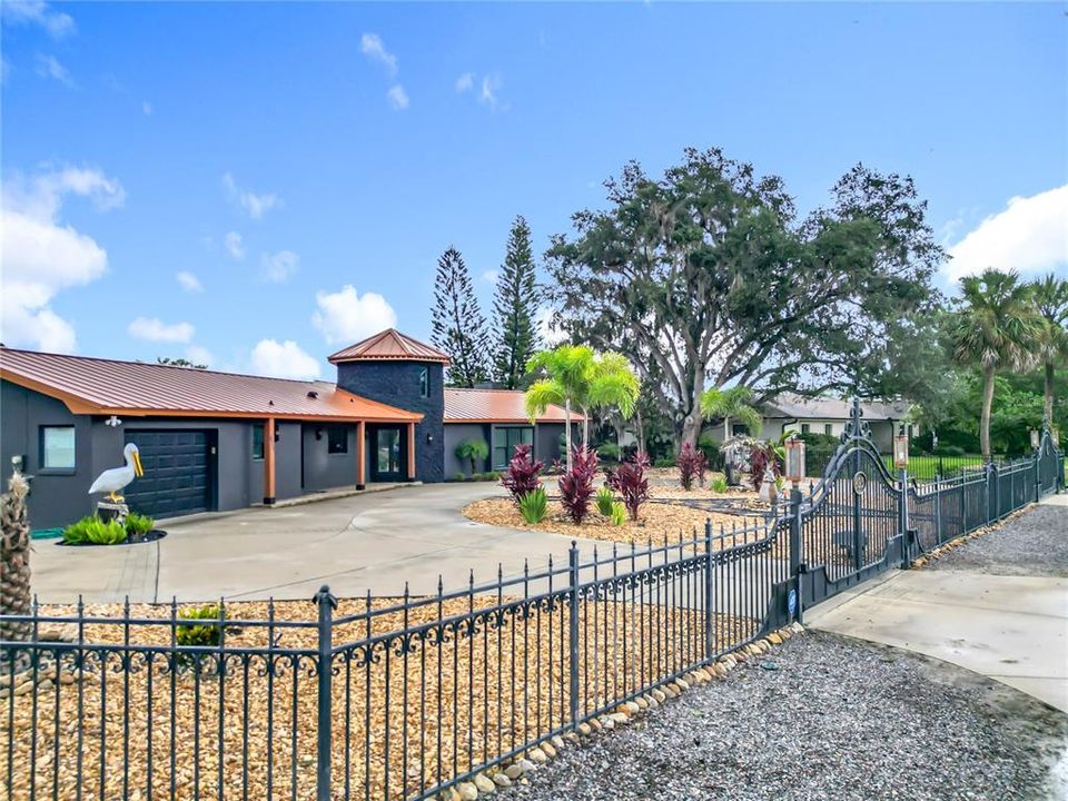 En Venta: $1,339,000 (4 camas, 3 baños, 2849 Pies cuadrados)