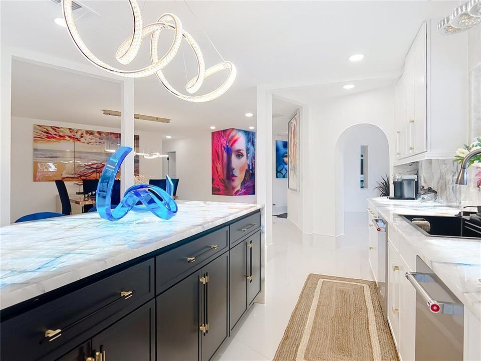 En Venta: $1,339,000 (4 camas, 3 baños, 2849 Pies cuadrados)