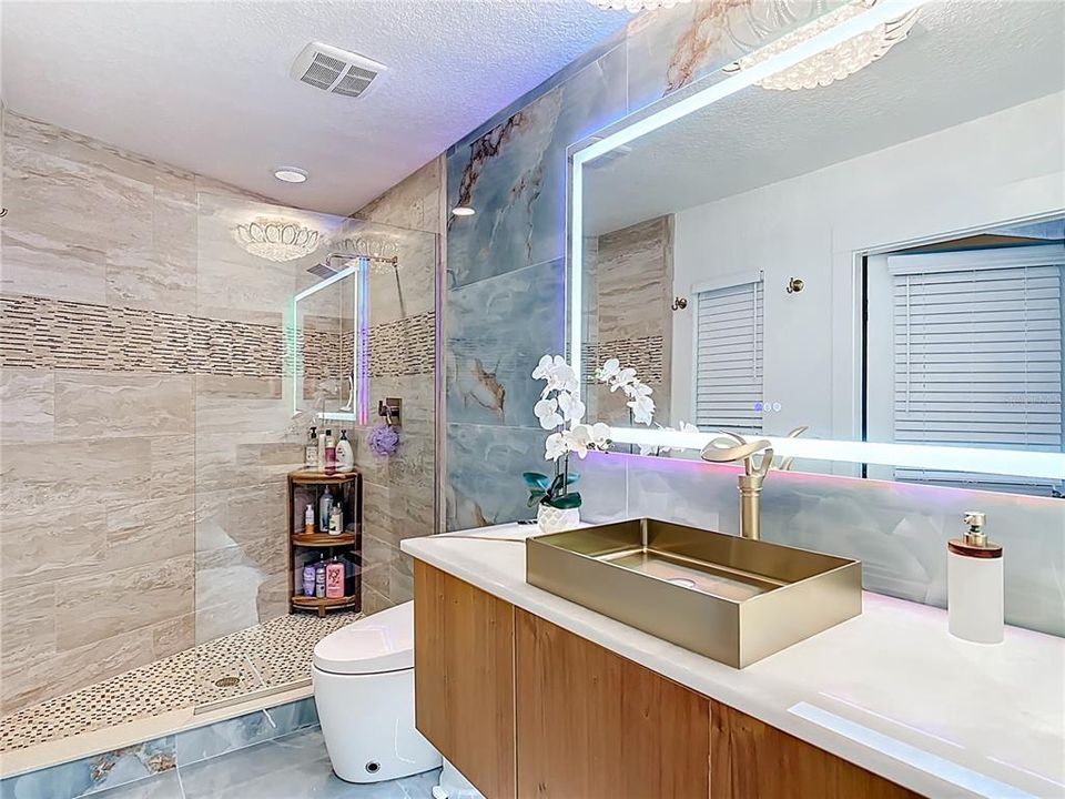 En Venta: $1,339,000 (4 camas, 3 baños, 2849 Pies cuadrados)