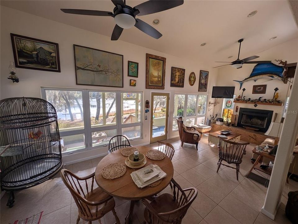 En Venta: $175,000 (1 camas, 1 baños, 1942 Pies cuadrados)