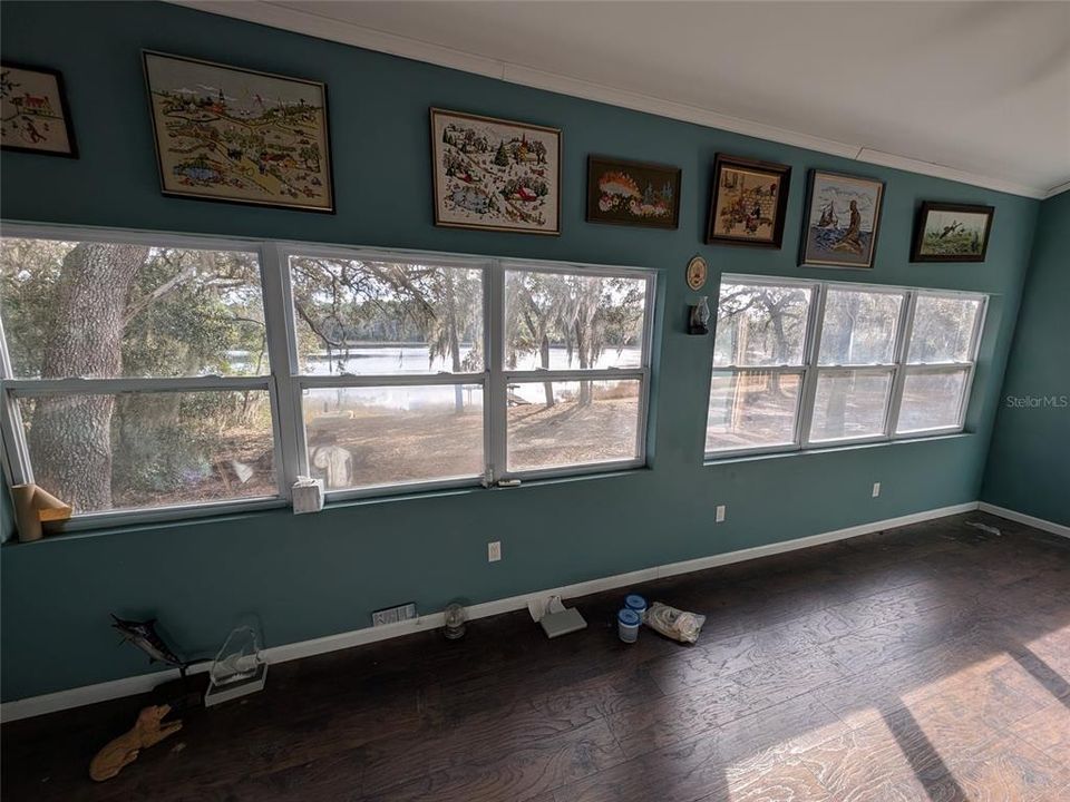 En Venta: $175,000 (1 camas, 1 baños, 1942 Pies cuadrados)