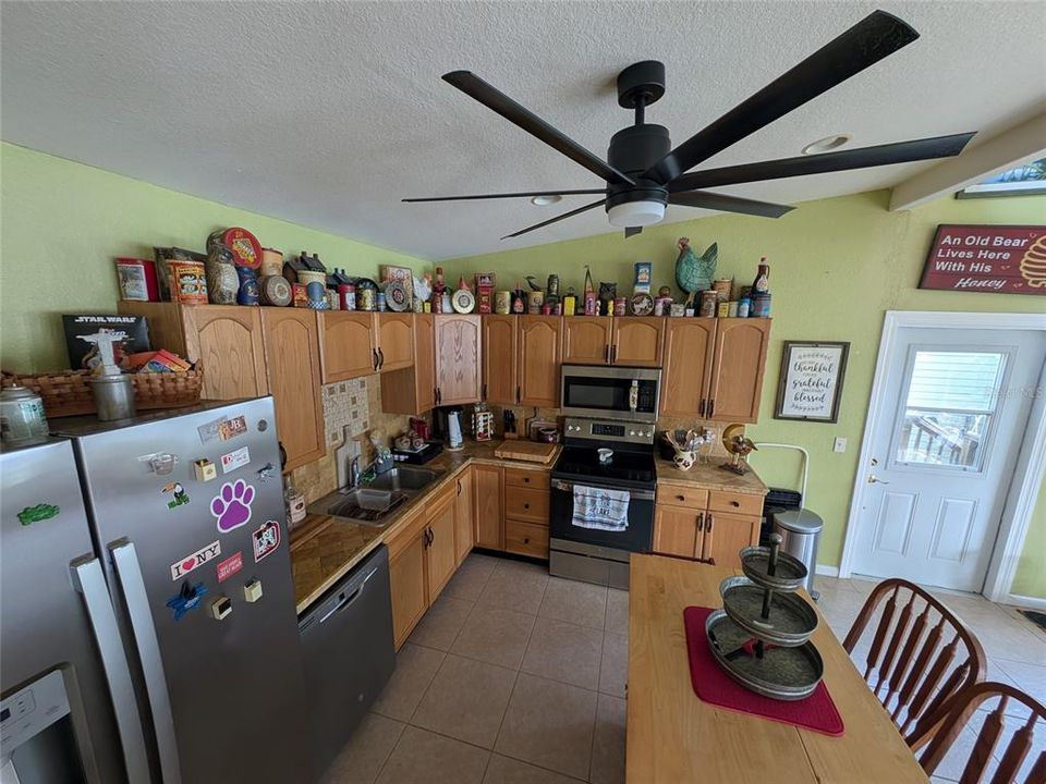 En Venta: $175,000 (1 camas, 1 baños, 1942 Pies cuadrados)