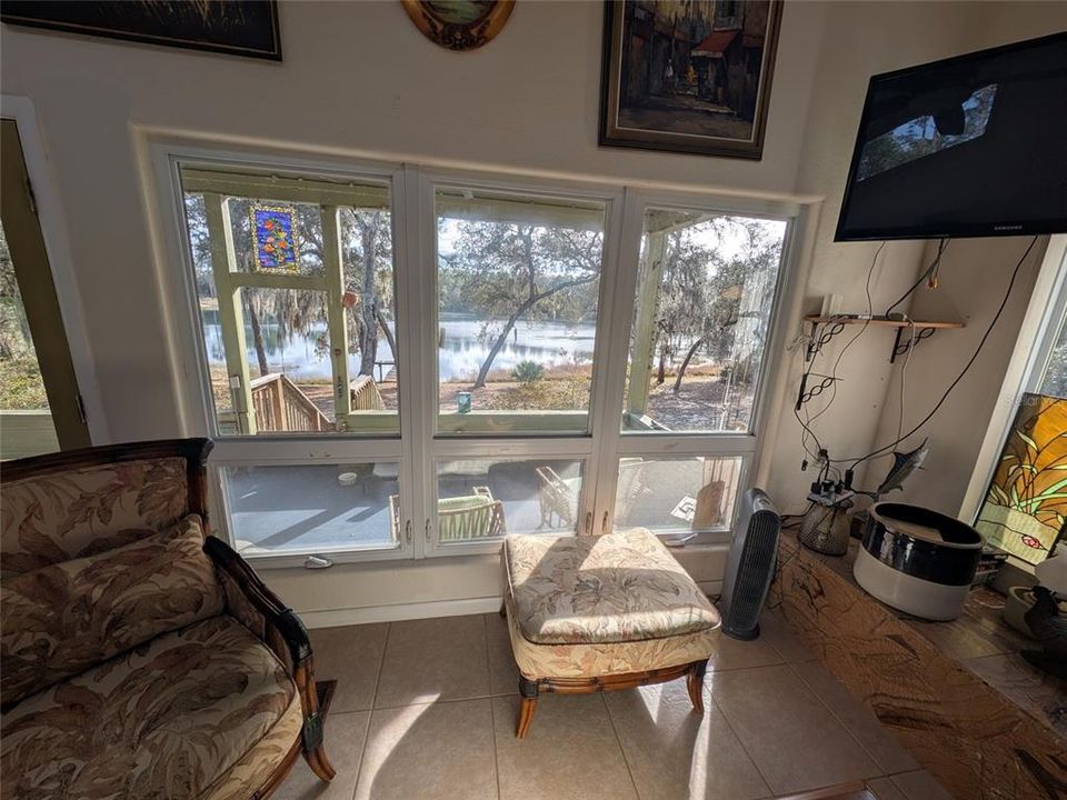 En Venta: $175,000 (1 camas, 1 baños, 1942 Pies cuadrados)