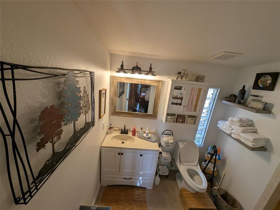 En Venta: $175,000 (1 camas, 1 baños, 1942 Pies cuadrados)