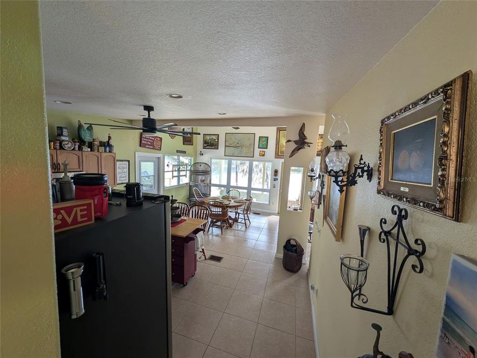 En Venta: $175,000 (1 camas, 1 baños, 1942 Pies cuadrados)