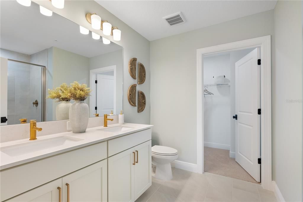 For Sale: $399,990 (3 beds, 2 baths, 1859 Square Feet)