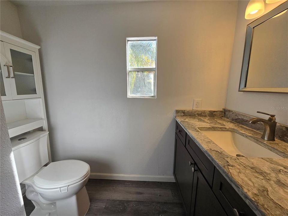 En Venta: $215,000 (3 camas, 2 baños, 1144 Pies cuadrados)
