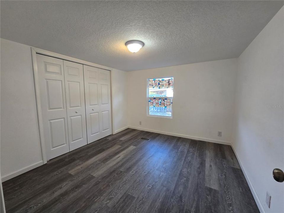En Venta: $215,000 (3 camas, 2 baños, 1144 Pies cuadrados)