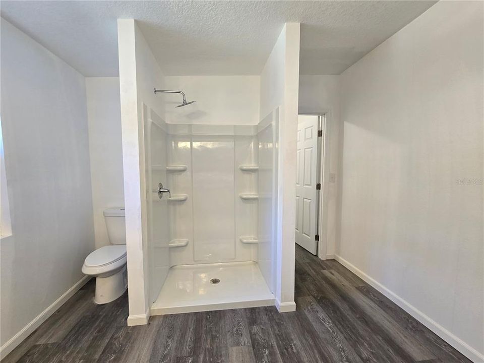 En Venta: $215,000 (3 camas, 2 baños, 1144 Pies cuadrados)
