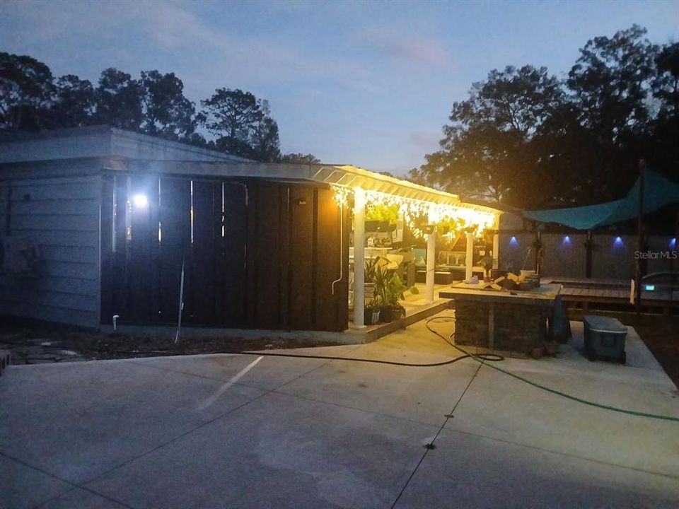 En Venta: $299,900 (4 camas, 3 baños, 1615 Pies cuadrados)