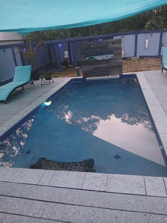En Venta: $299,900 (4 camas, 3 baños, 1615 Pies cuadrados)