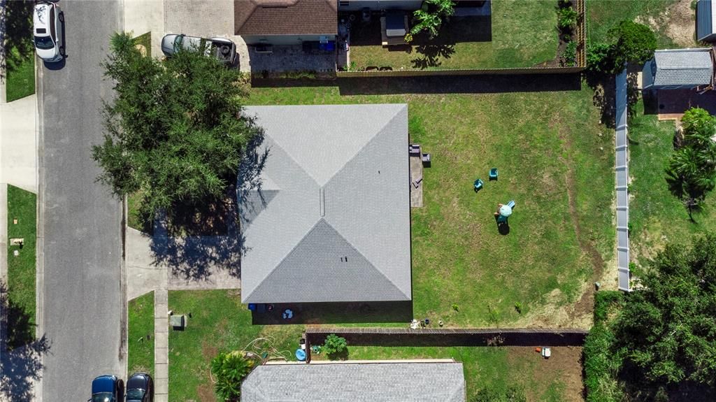 For Sale: $359,000 (4 beds, 2 baths, 1962 Square Feet)