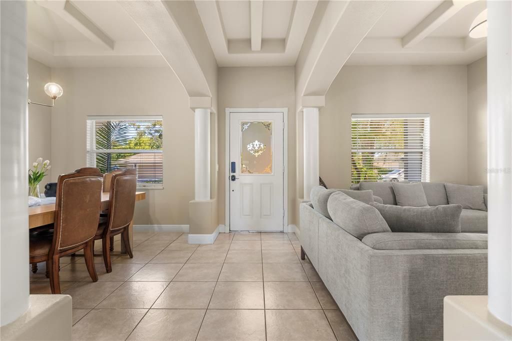 For Sale: $359,000 (4 beds, 2 baths, 1962 Square Feet)