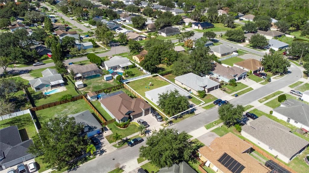 For Sale: $359,000 (4 beds, 2 baths, 1962 Square Feet)