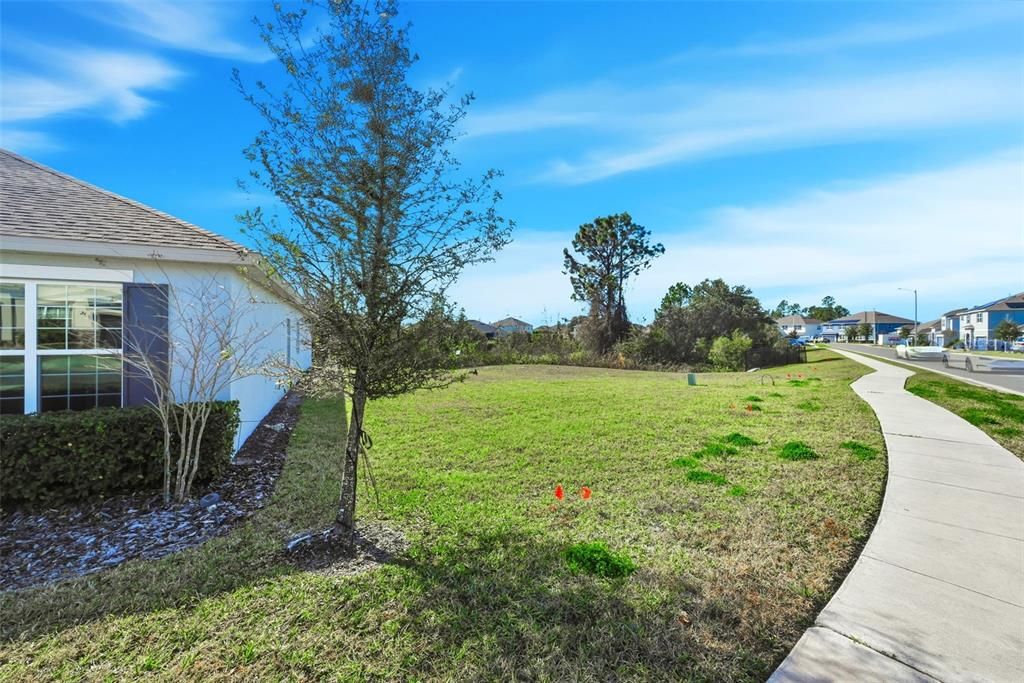 Activo con contrato: $449,900 (4 camas, 3 baños, 2504 Pies cuadrados)