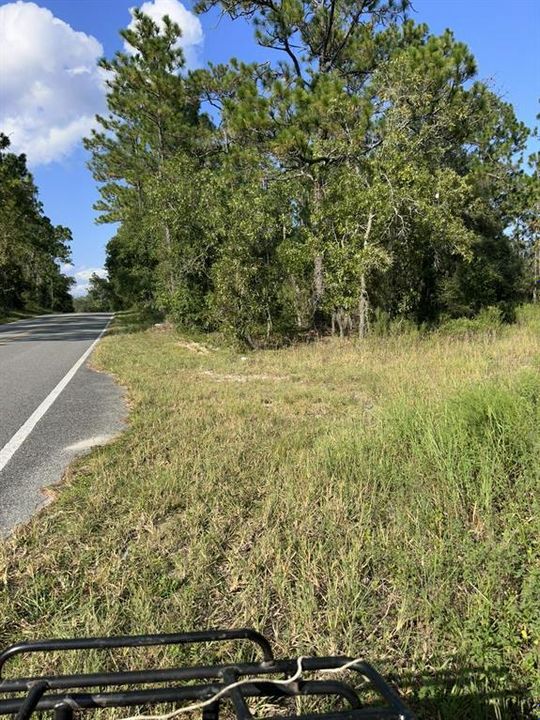 En Venta: $6,000 (0.09 acres)