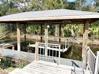For Sale: $174,900 (2 beds, 1 baths, 728 Square Feet)