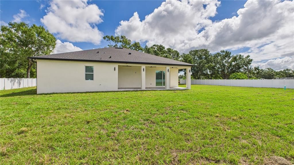 For Sale: $850,000 (4 beds, 3 baths, 2363 Square Feet)