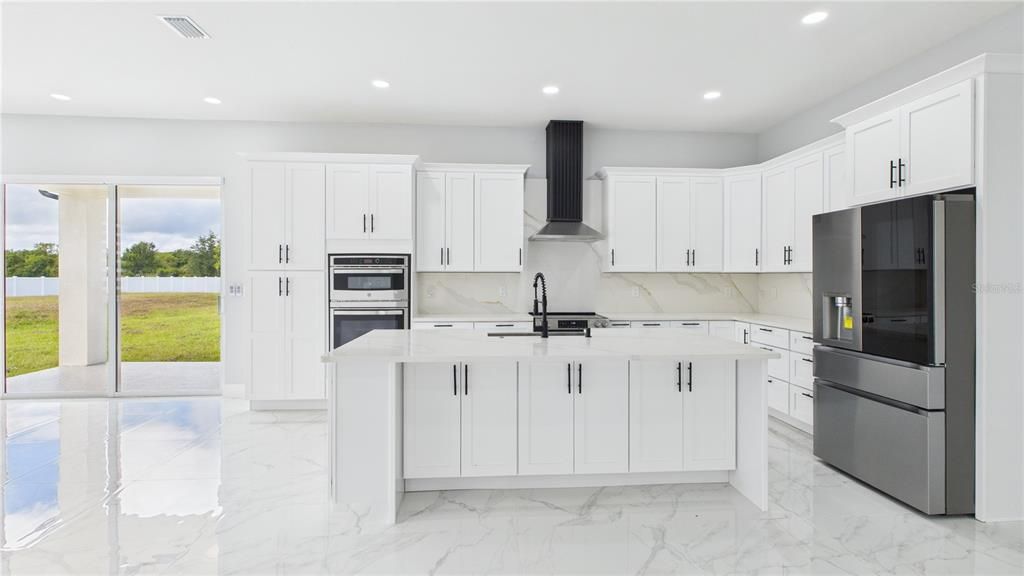 For Sale: $850,000 (4 beds, 3 baths, 2363 Square Feet)