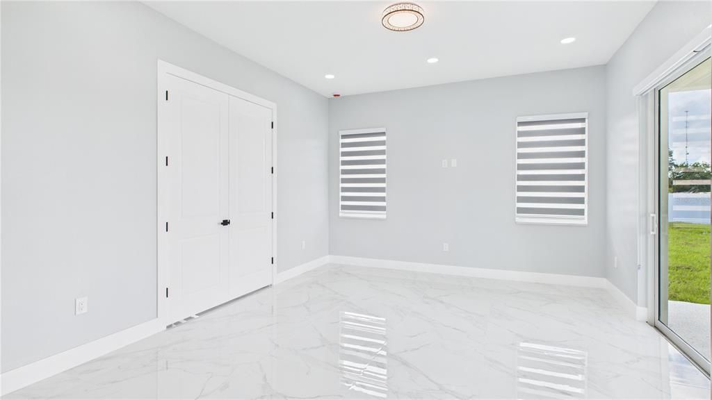 For Sale: $850,000 (4 beds, 3 baths, 2363 Square Feet)