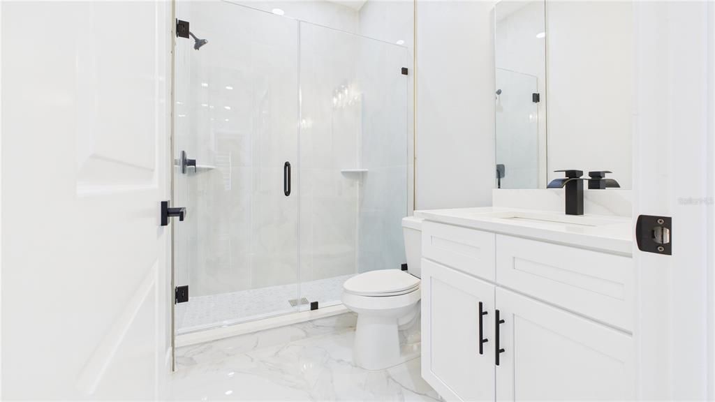 For Sale: $850,000 (4 beds, 3 baths, 2363 Square Feet)