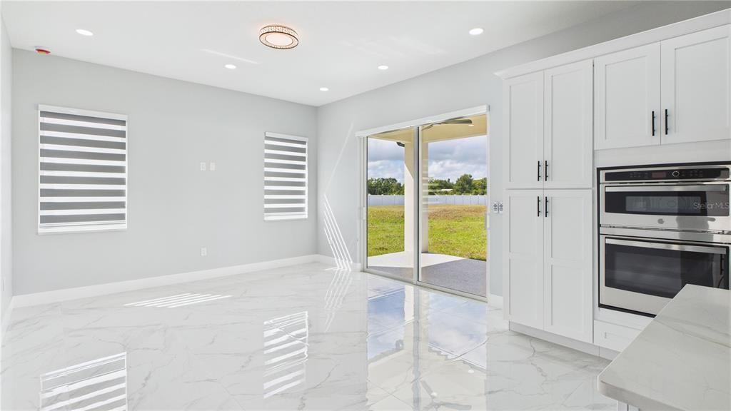 For Sale: $850,000 (4 beds, 3 baths, 2363 Square Feet)
