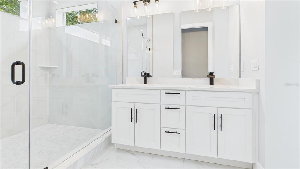 For Sale: $850,000 (4 beds, 3 baths, 2363 Square Feet)