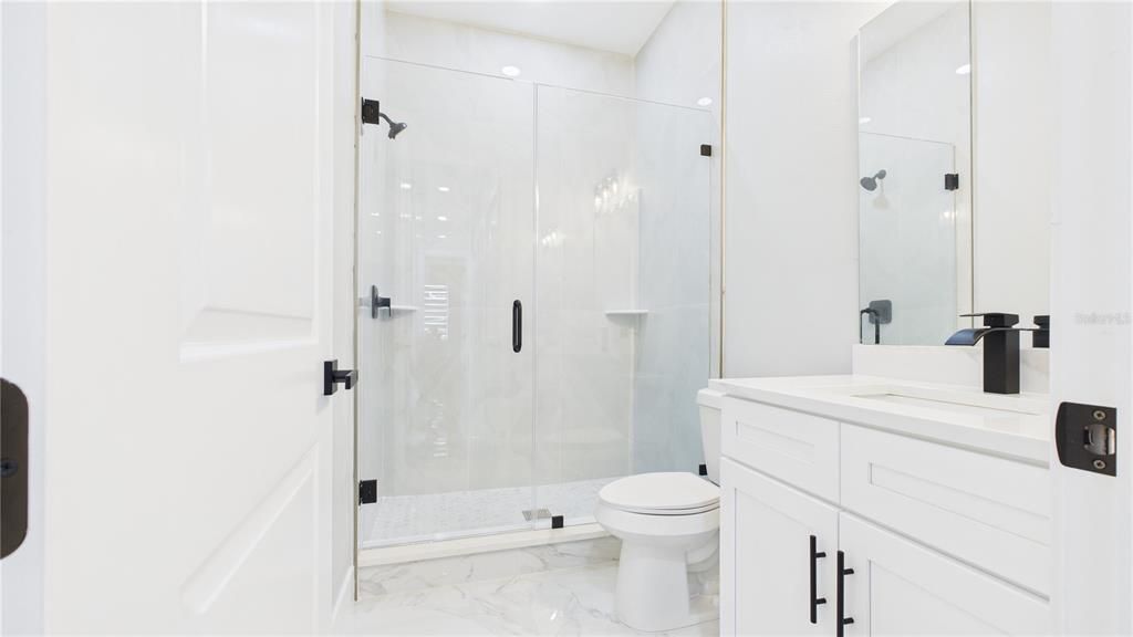 For Sale: $850,000 (4 beds, 3 baths, 2363 Square Feet)